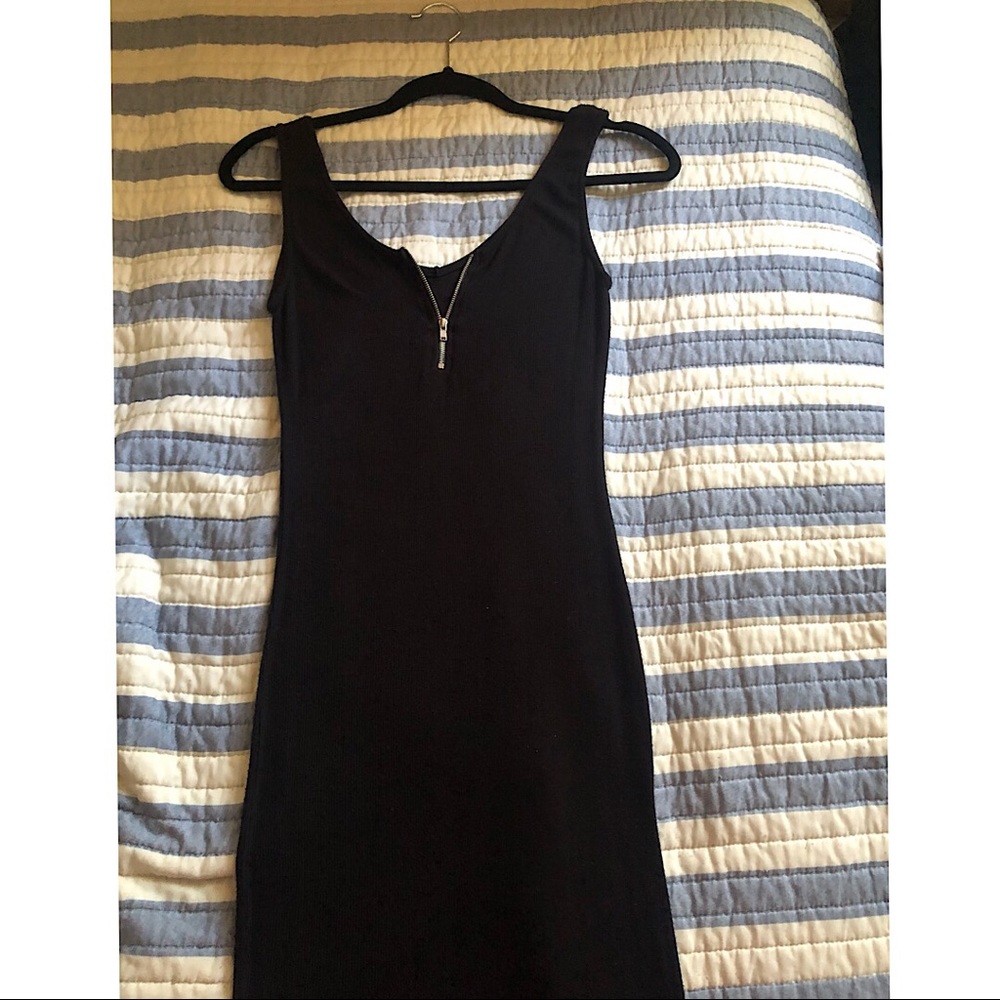 Madrag Black midi dress